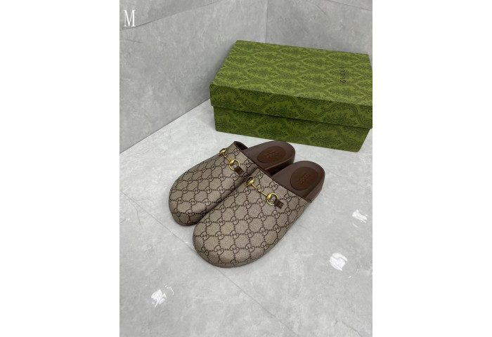 GUCC SANDALS