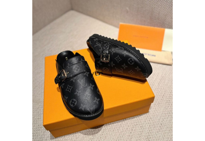 LV SANDALS