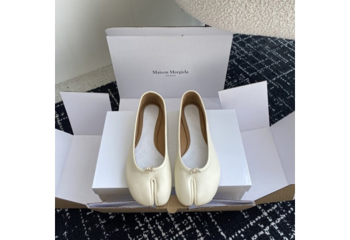 ma*s*n Ma*i*la tabi shoes