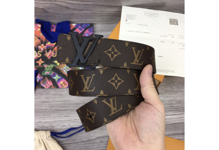 LOUIS VUITTON BELTS