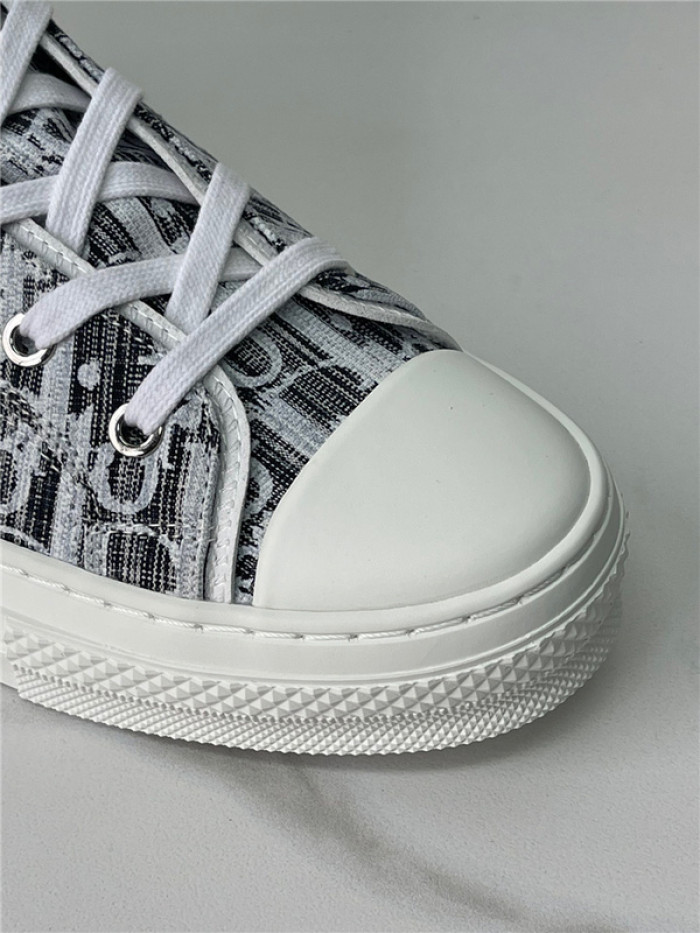 D*or b23 oblique high top sneaker