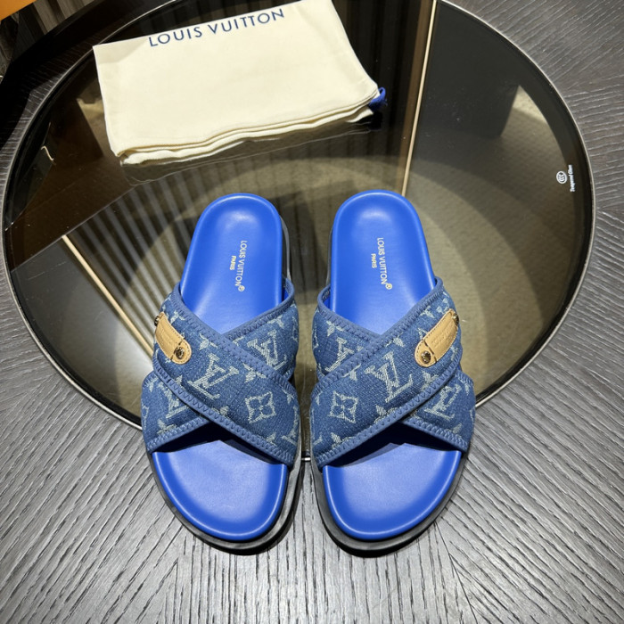 LV SANDALS