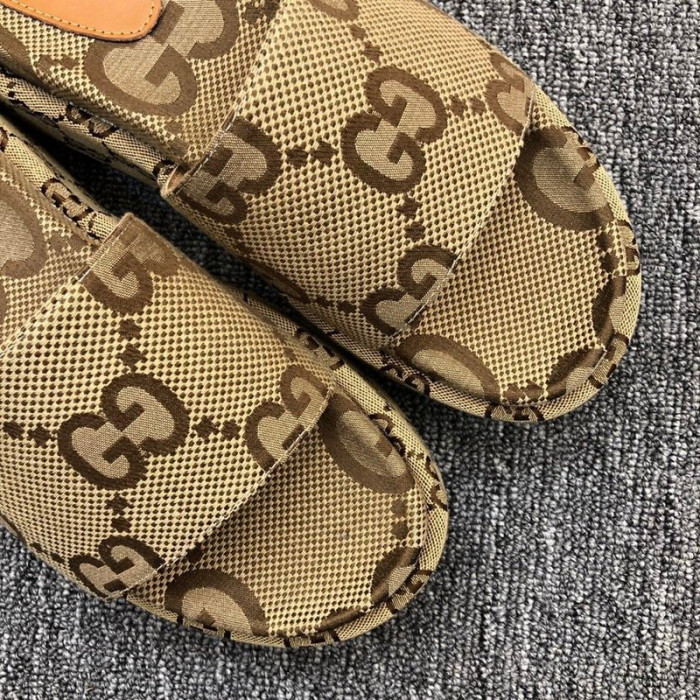 GUCC SANDALS