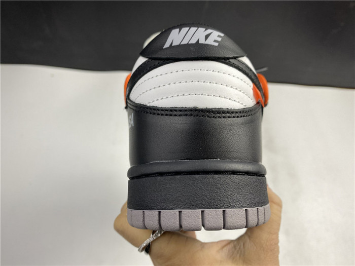 o-w x nike dunk low ct0856 -001