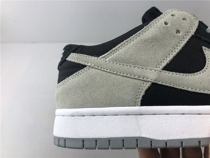 nike sb zoom dunk low pro black/wolf grey-white-white 854866-001