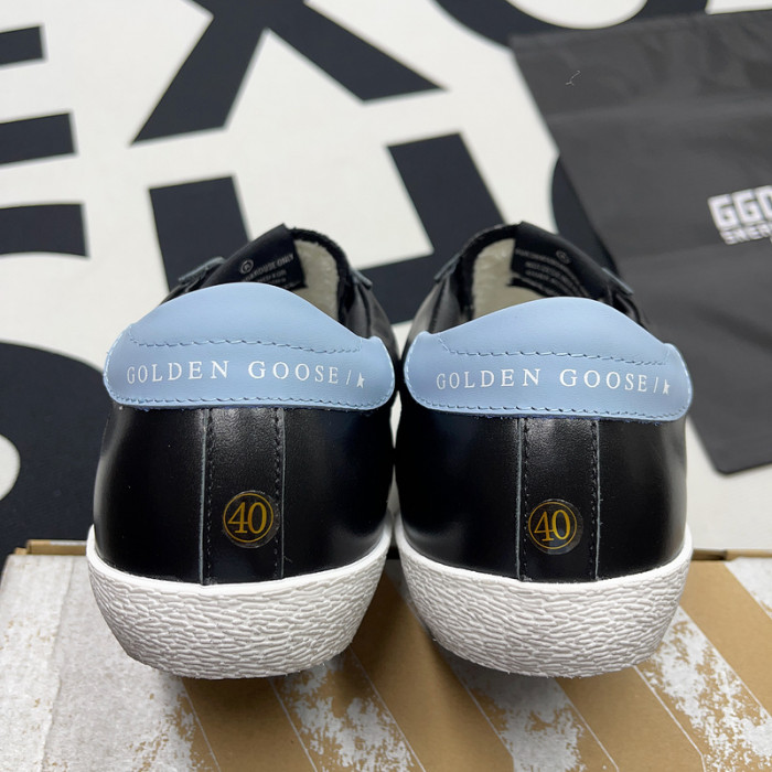 golden goose sneaker
