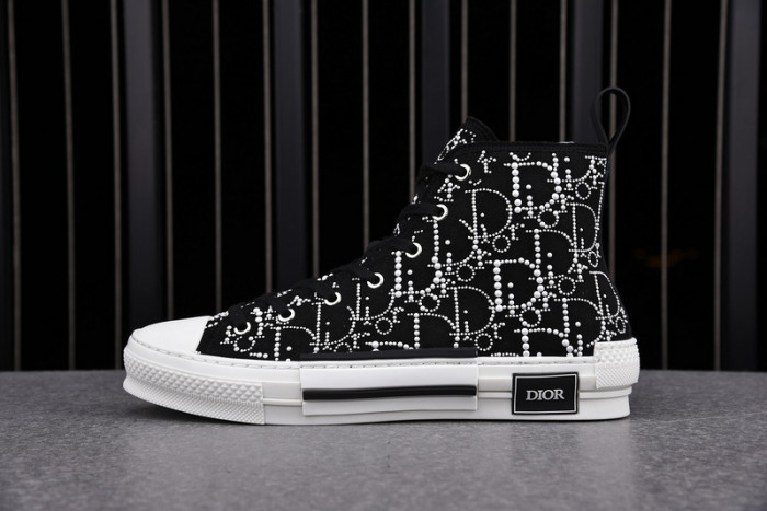 D*or b23 oblique high top sneaker